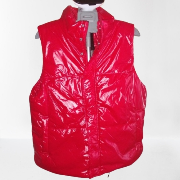 NWT One New Day Puffer Vest Size Large Red Glossy Quilted Zip-Up - Picture 1 of 3